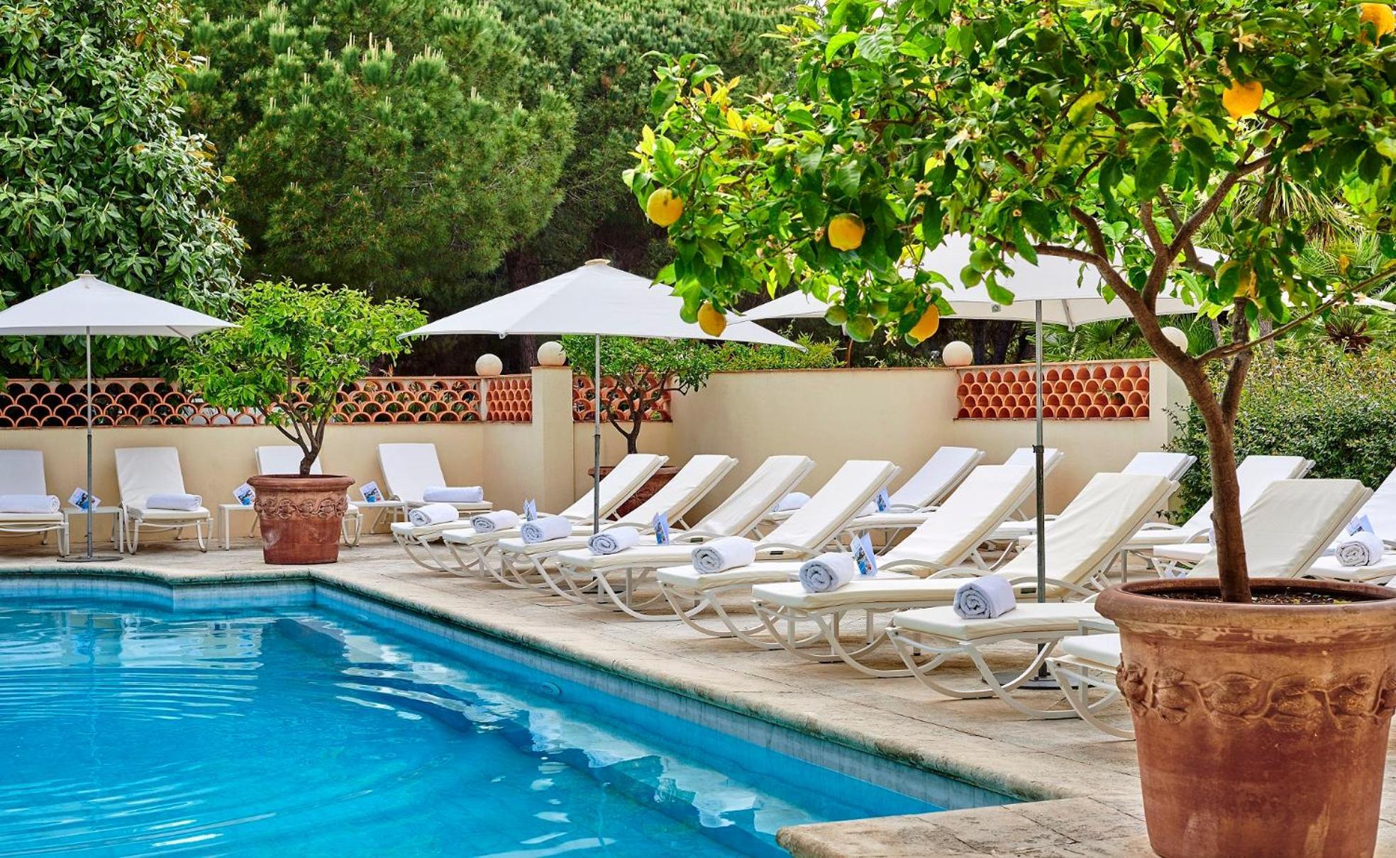 Hôtel Juana Bagian luar foto