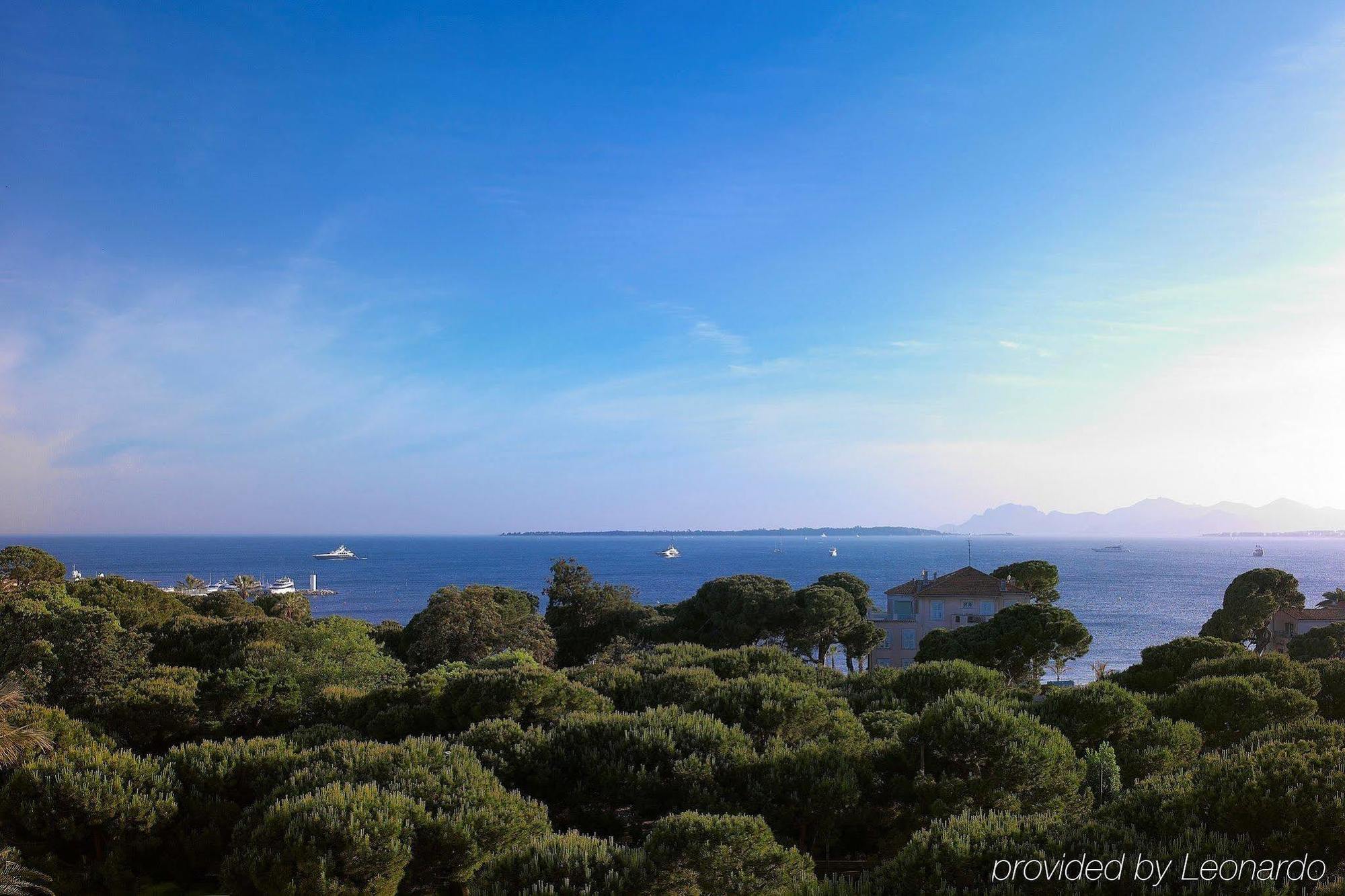 Hôtel Juana Bagian luar foto