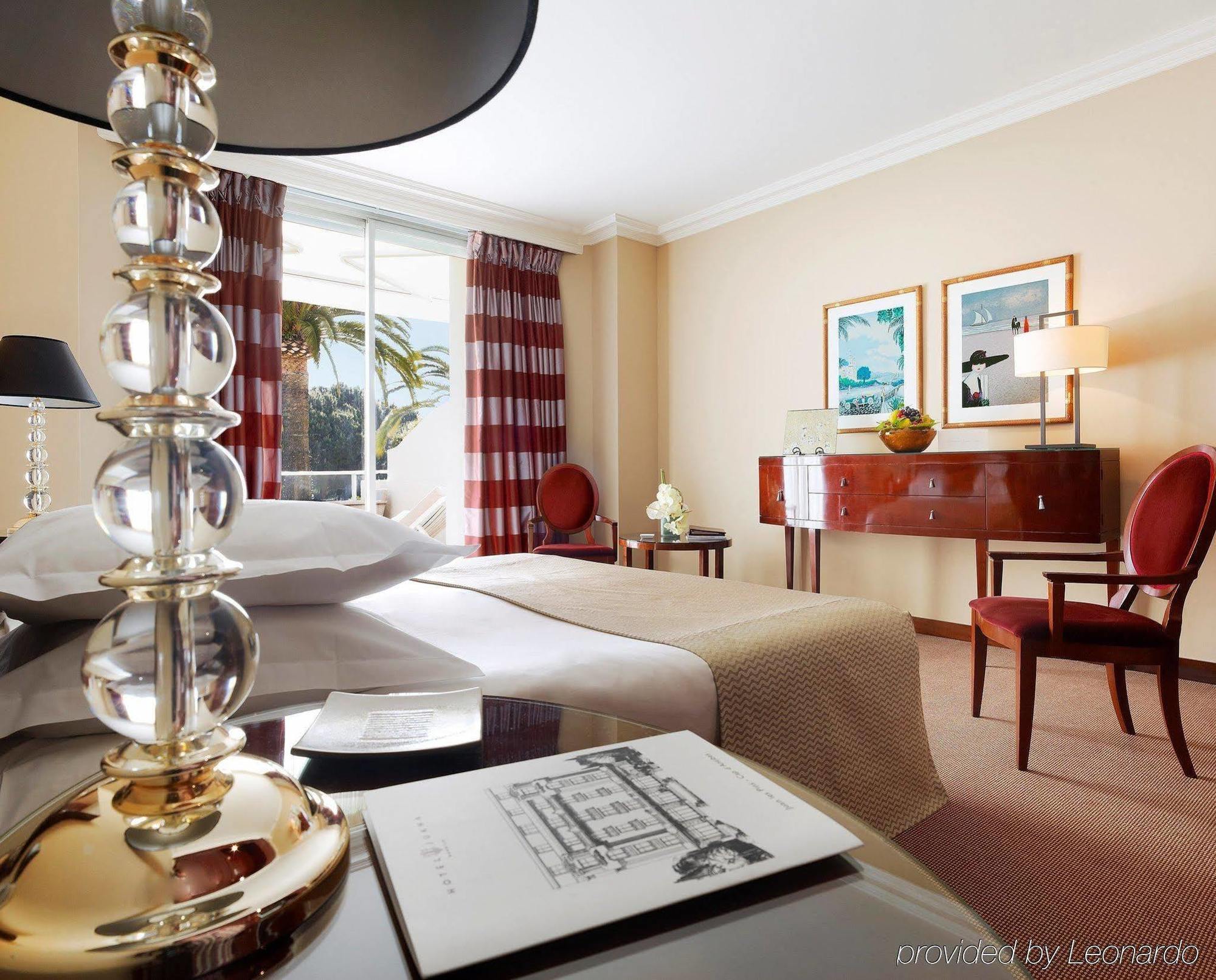 Hôtel Juana Bagian luar foto